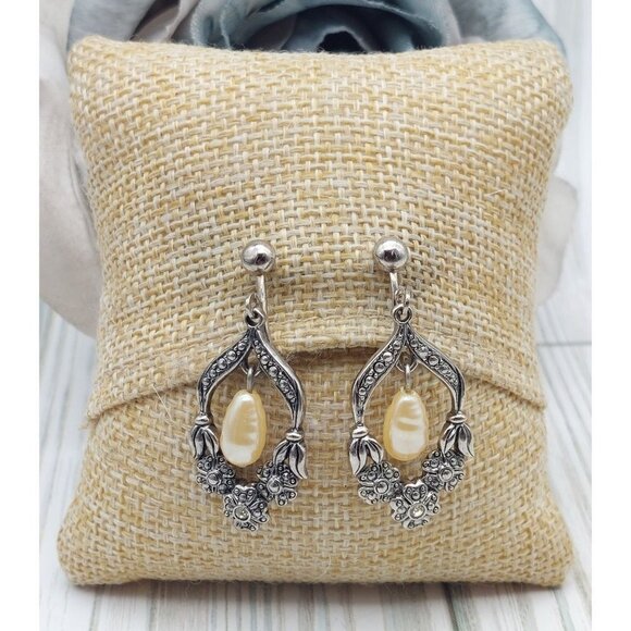 Vintage Silver Tone Drop Dangle Faux Pearl & Floral Hoop Earrings Clip On 1.75" - Picture 1 of 11